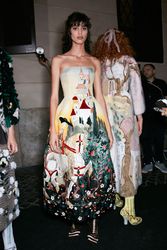 28404794_fendi-ar-bks-rf16-0153.jpg