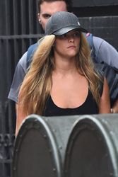 29283449_ninaa120816BZNimage65.jpg