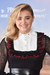 29572735_Chloe_Grace_Moretz_003.jpg