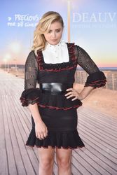 29572741_Chloe_Grace_Moretz_009.jpg