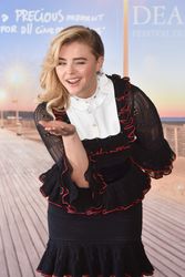 29572747_Chloe_Grace_Moretz_014.jpg