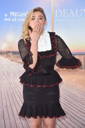 29572751_Chloe_Grace_Moretz_018.jpg