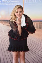29572757_Chloe_Grace_Moretz_024.jpg