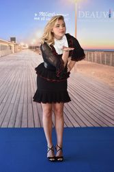 29572770_Chloe_Grace_Moretz_037.jpg