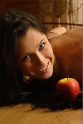 Maria - Raven 1 f5rcjrdeib