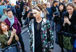 31620580_18-street-style-pfw-day-4.jpg