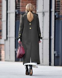 31998942_Olivia-Palermo-in-a-green-coat-