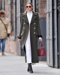 31998943_Olivia-Palermo-in-a-green-coat-