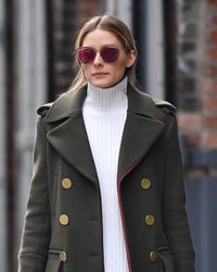 31998944_Olivia-Palermo-in-a-green-coat-