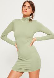 32002121_green-curve-hem-roll-neck-bodyc