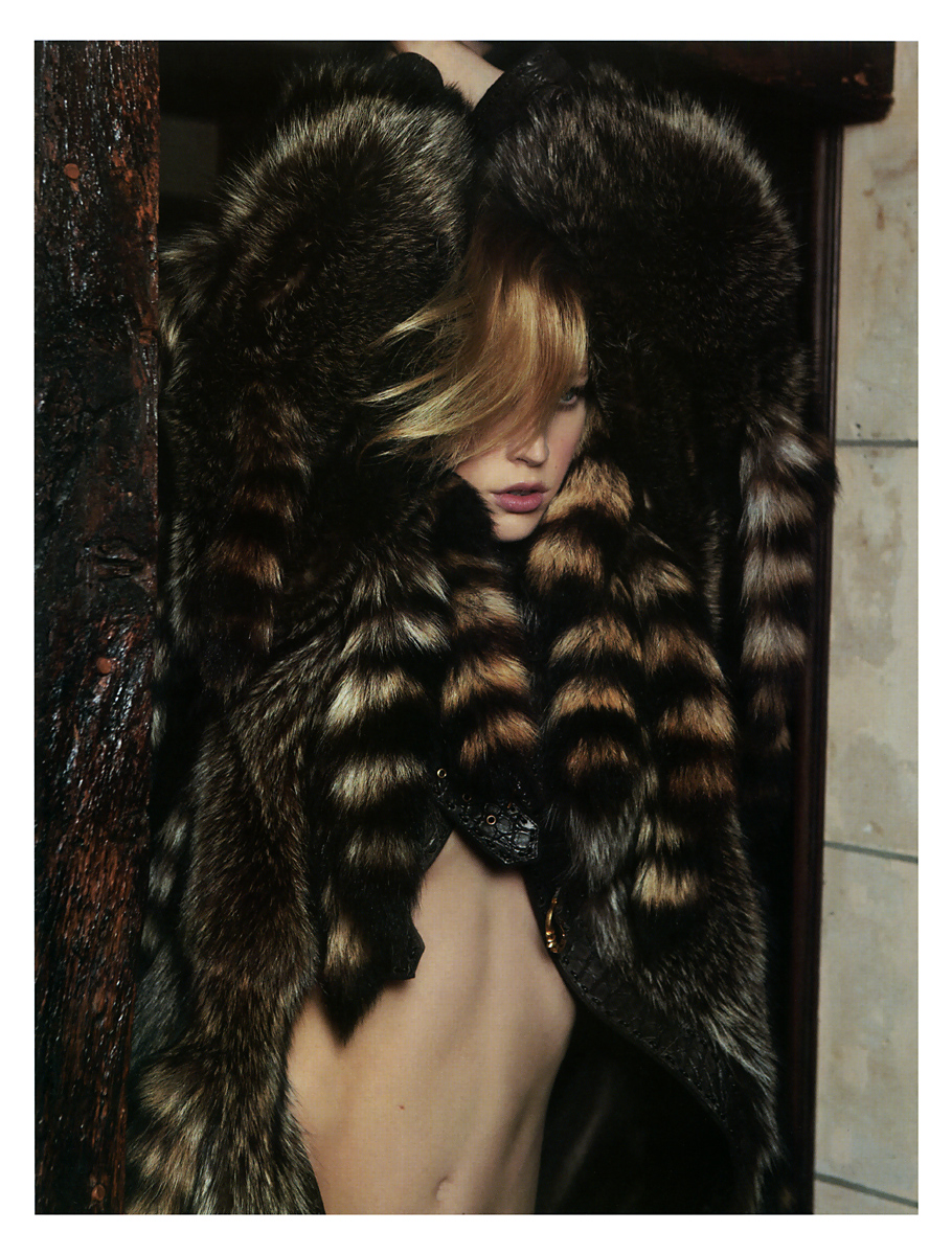 Vogue FR October 2006 Fur Play 01